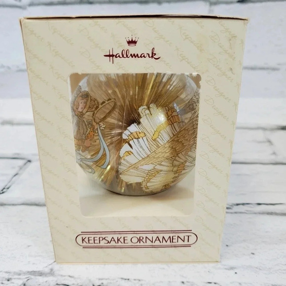 1983 Hallmark Angels Collectable Keepsake Ornament HM1 - Picture 3 of 7